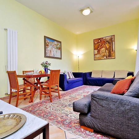 Romalibera Apartment Luaran gambar